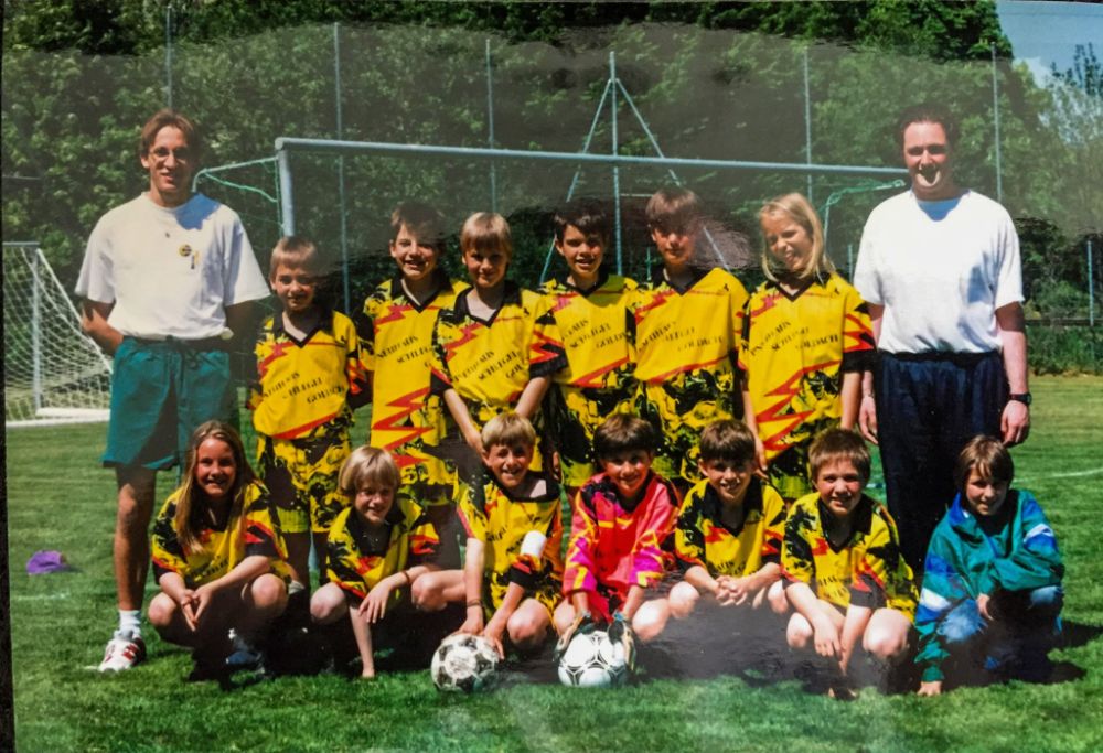 Nora Häuptle, en 1994, avec les juniors D du FC Goldach